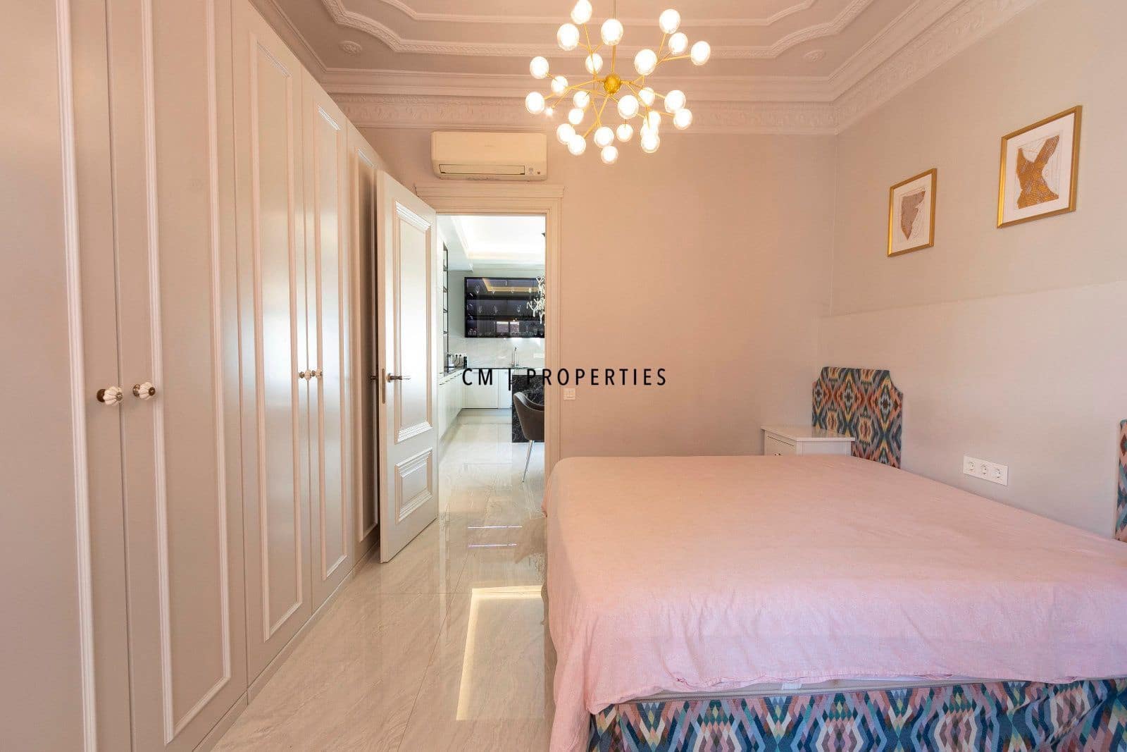 Appartement de 4 chambres à louer à Valence ville - 2 900 € (Ref: 9606845)