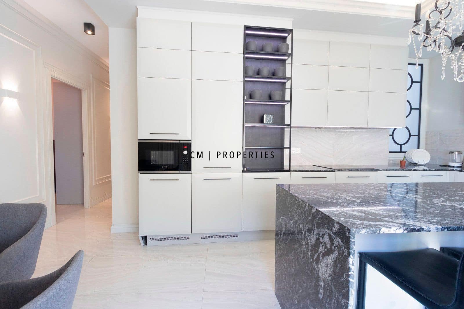 Appartement de 4 chambres à louer à Valence ville - 2 900 € (Ref: 9606845)