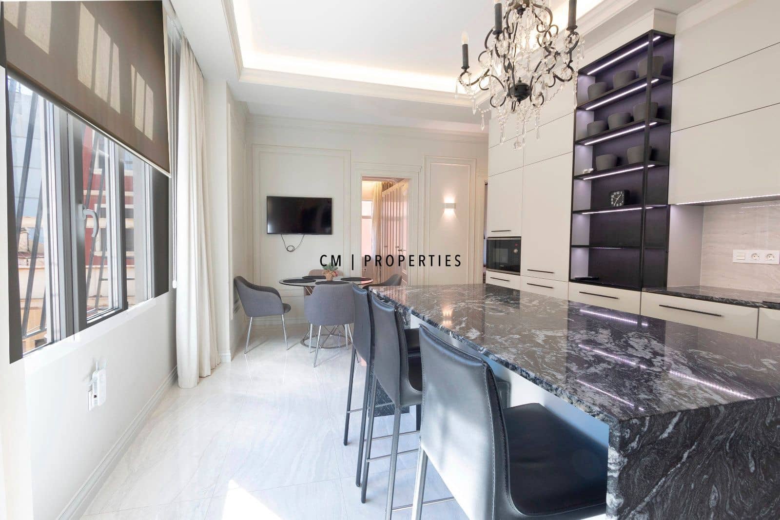 Appartement de 4 chambres à louer à Valence ville - 2 900 € (Ref: 9606845)