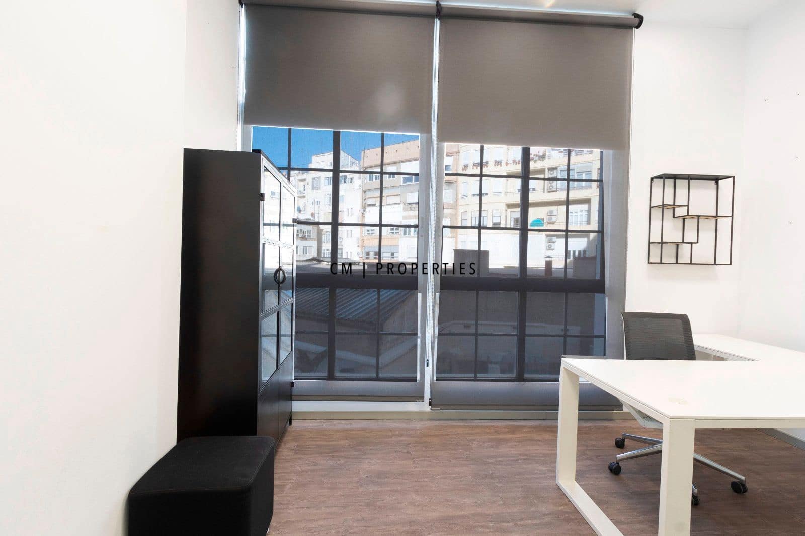 Toimisto vuokrattavana paikassa Valencia kaupunki - 2 500 € (Ref: 9606846)