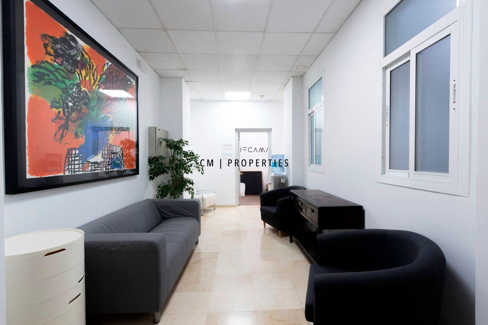 Toimisto vuokrattavana paikassa Valencia kaupunki - 2 500 € (Ref: 9606846)