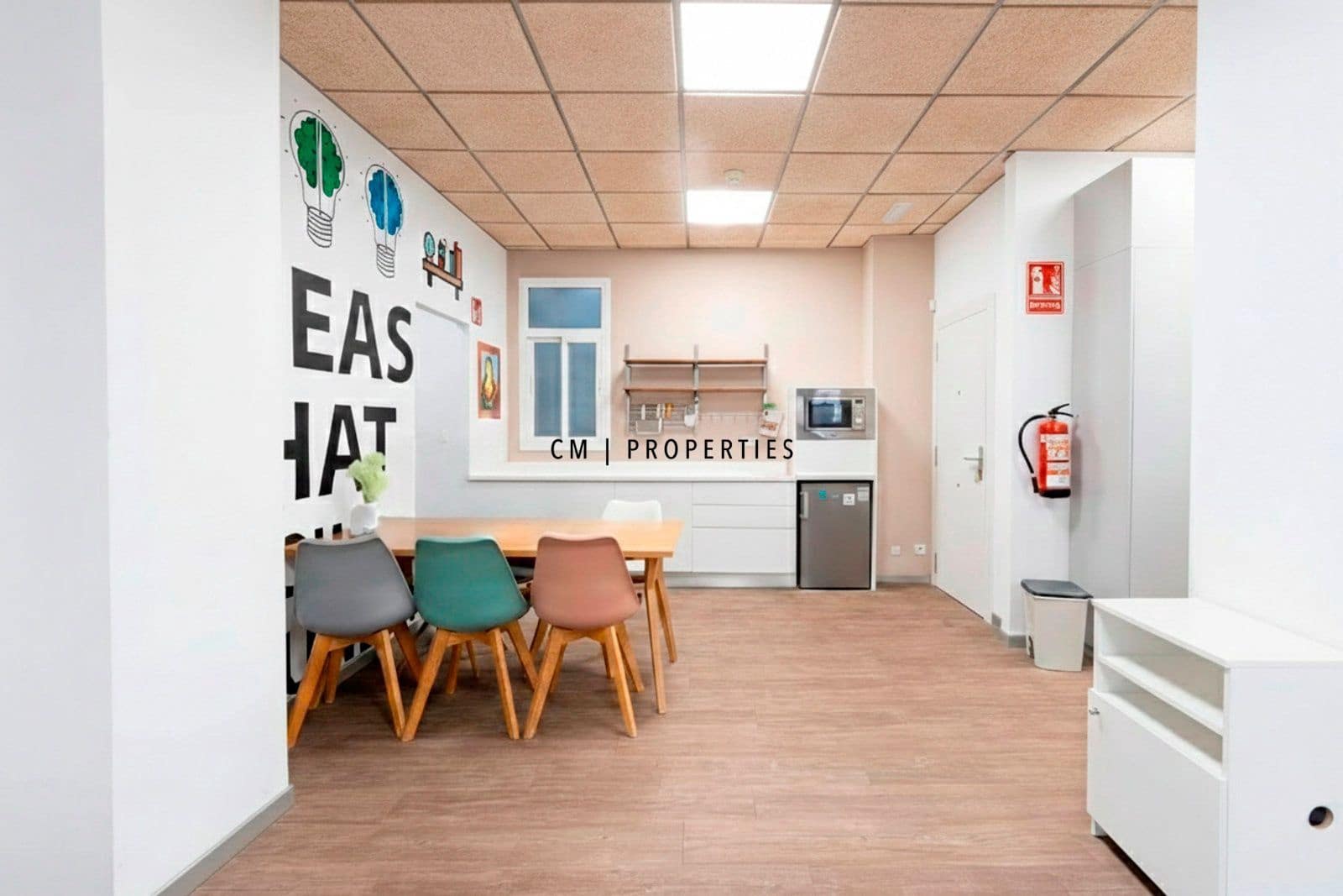 Toimisto vuokrattavana paikassa Valencia kaupunki - 2 500 € (Ref: 9606846)