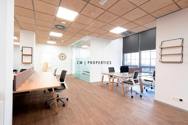 Toimisto vuokrattavana paikassa L'Eixample, Valencia kaupunki - 2 500 € (Ref: 9606846)