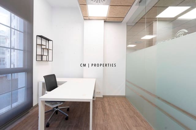 Toimisto vuokrattavana paikassa L'Eixample, Valencia kaupunki - 2 500 € (Ref: 9606846)