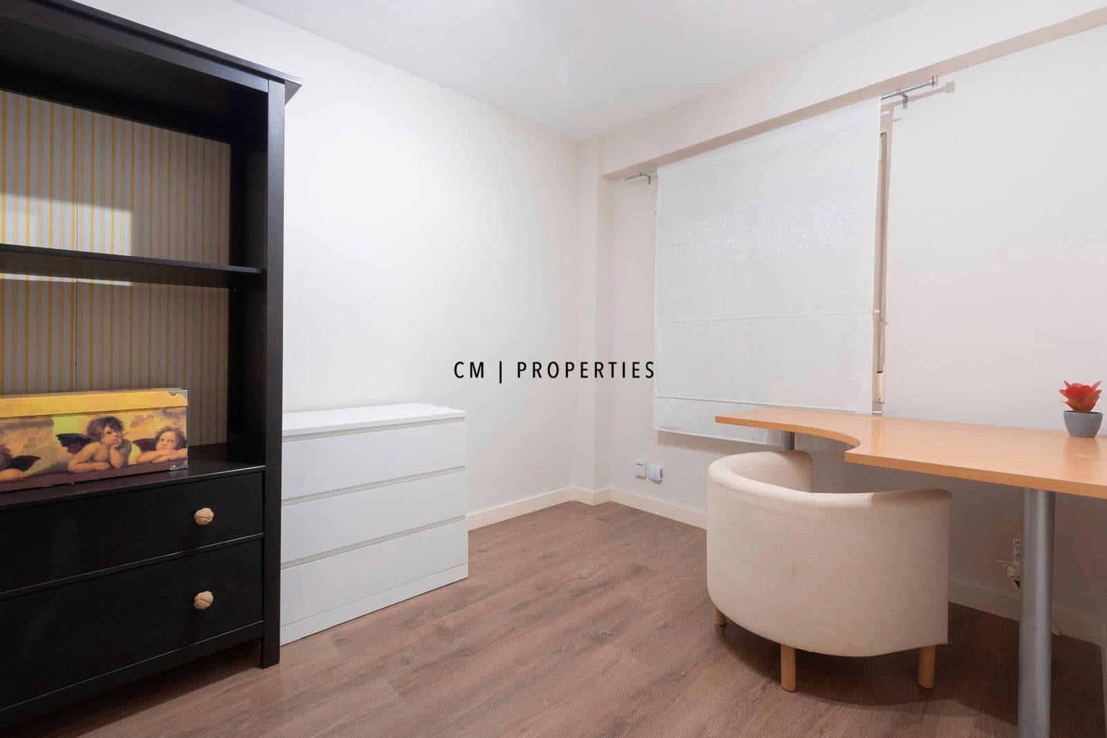 3 sovrum Lägenhet att hyra i Valencia stad - 1 400 € (Ref: 9606989)