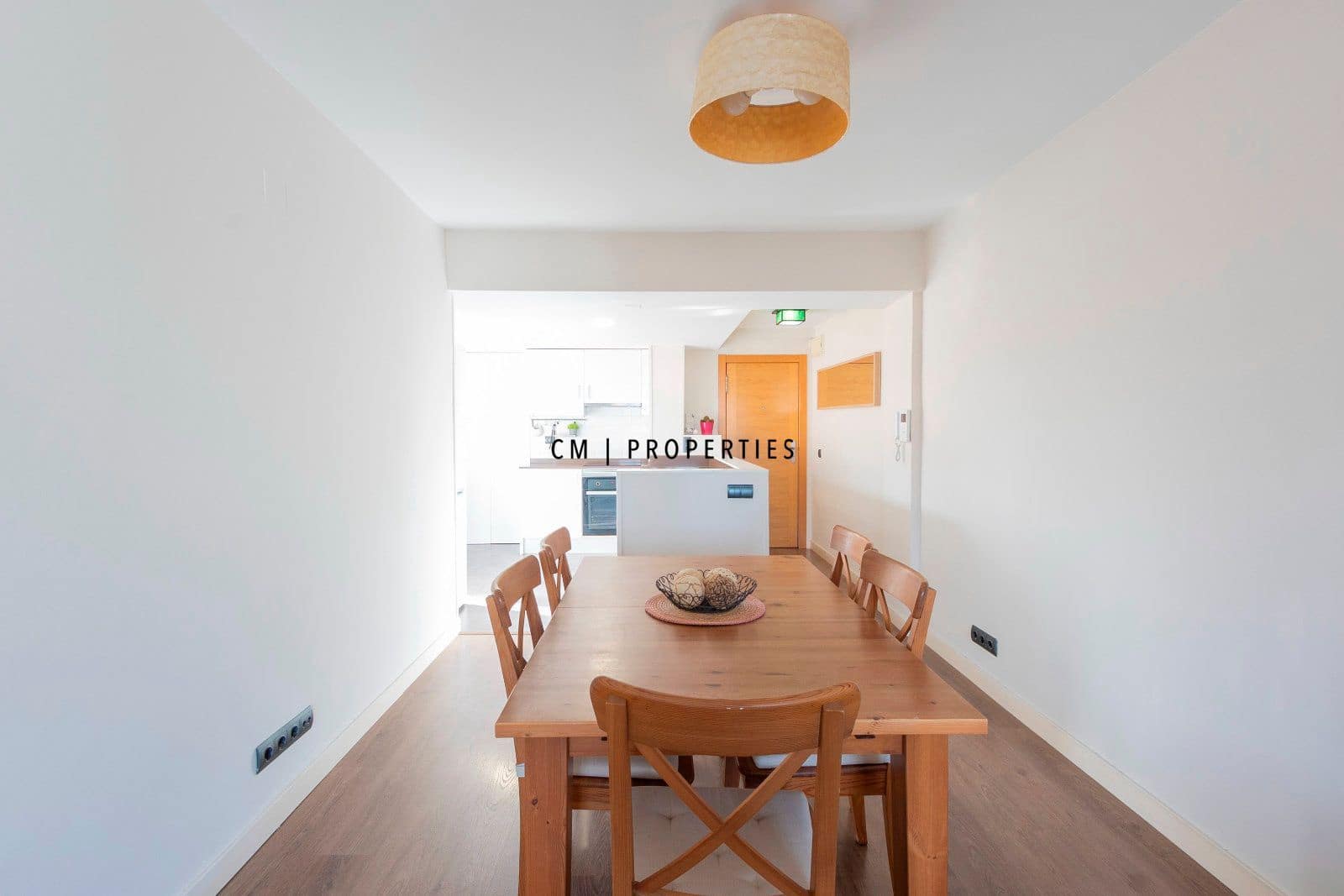 3 sovrum Lägenhet att hyra i Valencia stad - 1 400 € (Ref: 9606989)