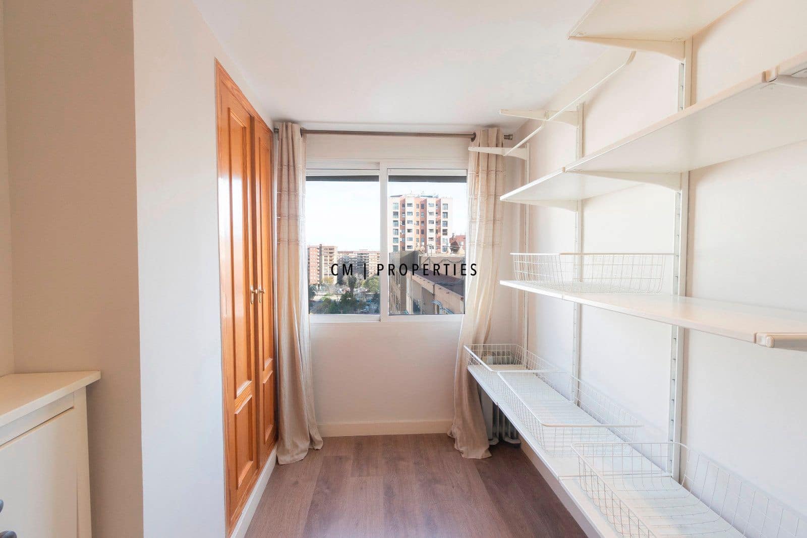 3 sovrum Lägenhet att hyra i Valencia stad - 1 400 € (Ref: 9606989)