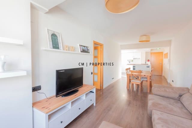 3 bedroom Flat for rent in Valencia city - € 1,400 (Ref: 9606989)