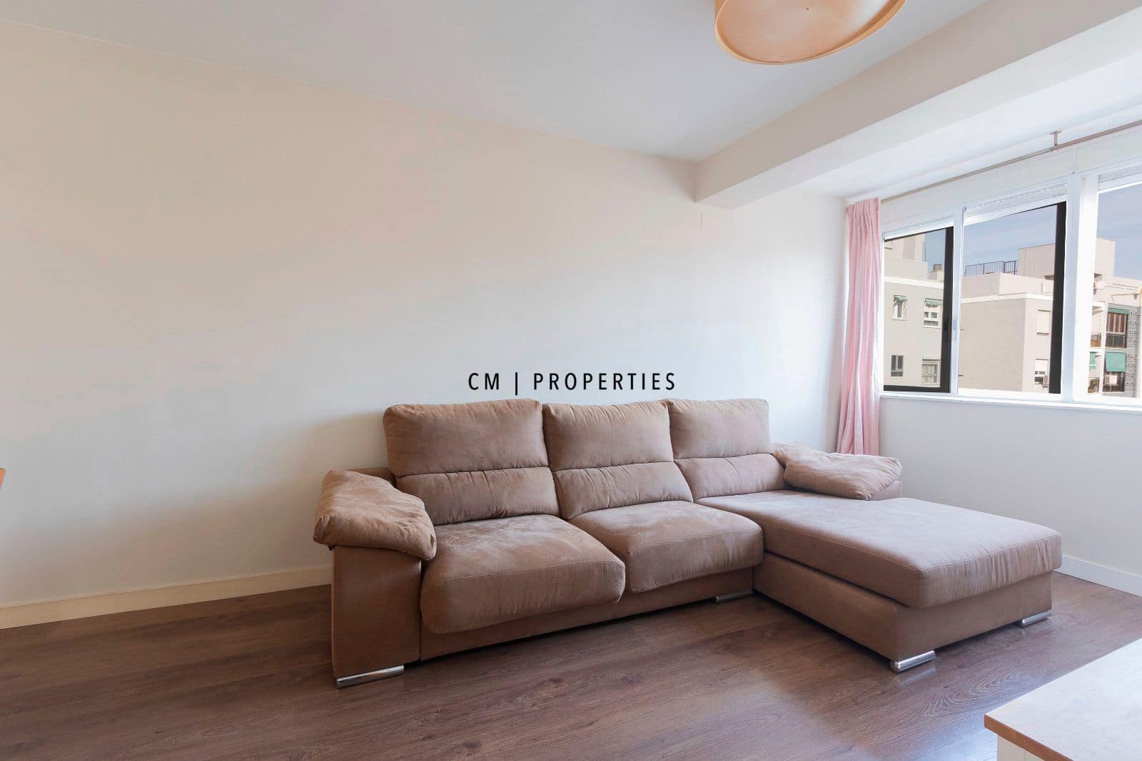 3 sovrum Lägenhet att hyra i Valencia stad - 1 400 € (Ref: 9606989)