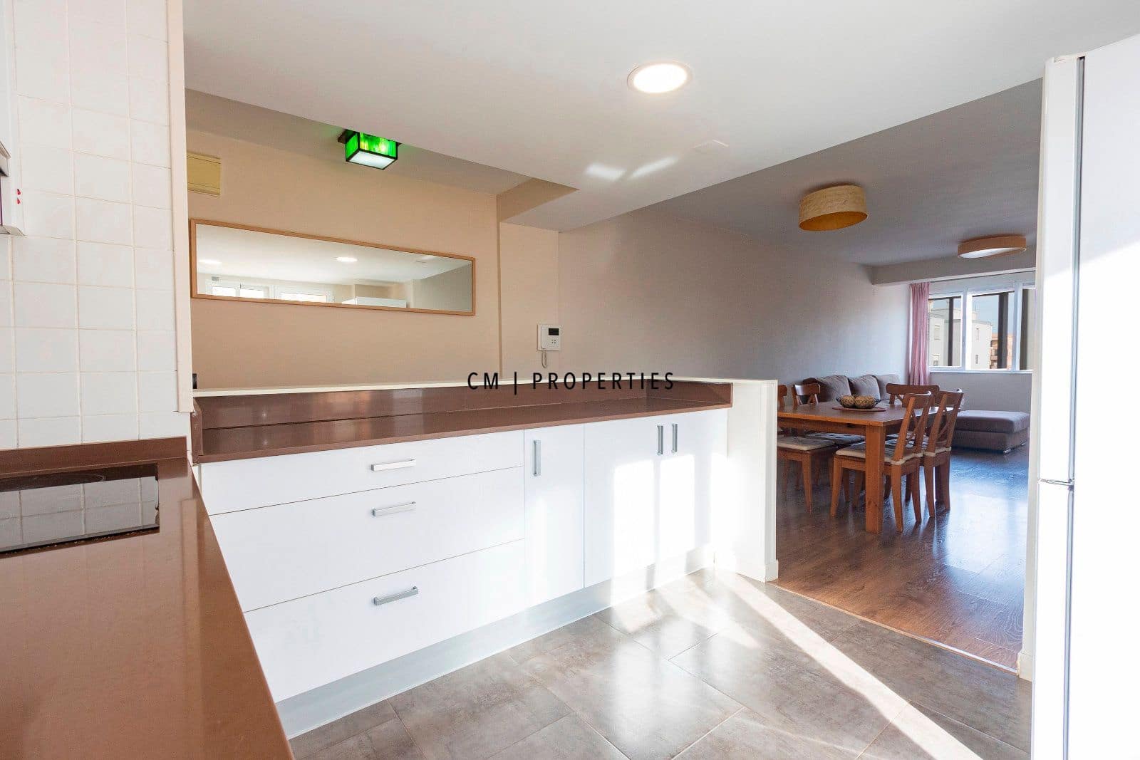 3 sovrum Lägenhet att hyra i Valencia stad - 1 400 € (Ref: 9606989)