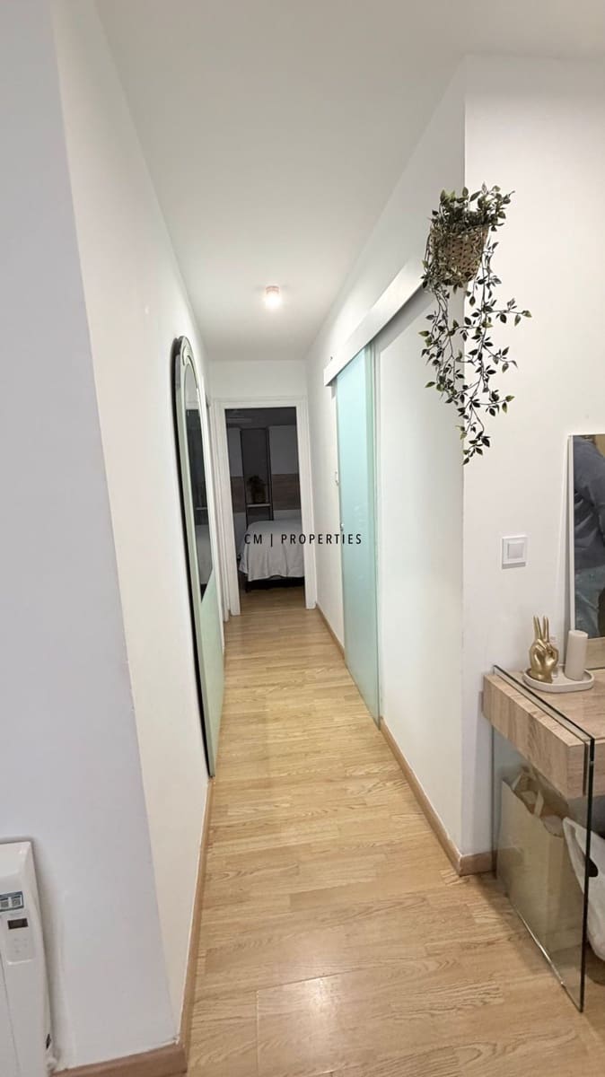 3 bedroom Flat for rent in Torrent - € 1,200 (Ref: 9609951)