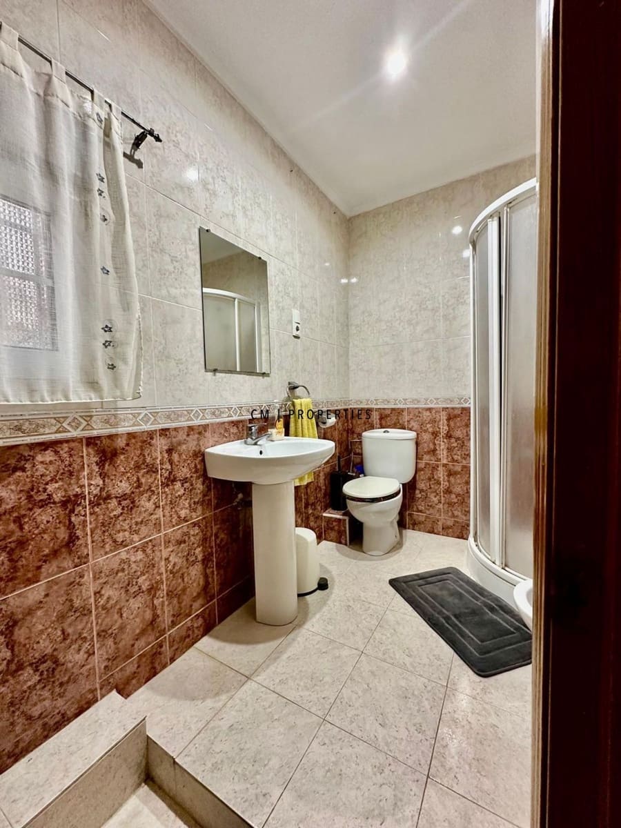 3 sypialnia Willa do wynajęcia w Godelleta z garażem - 1 100 € (Ref: 9610109)