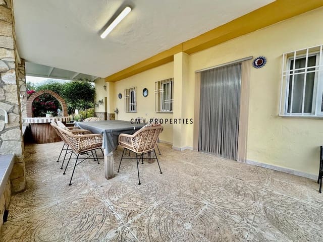 3 sypialnia Willa do wynajęcia w Godelleta z garażem - 1 100 € (Ref: 9610109)