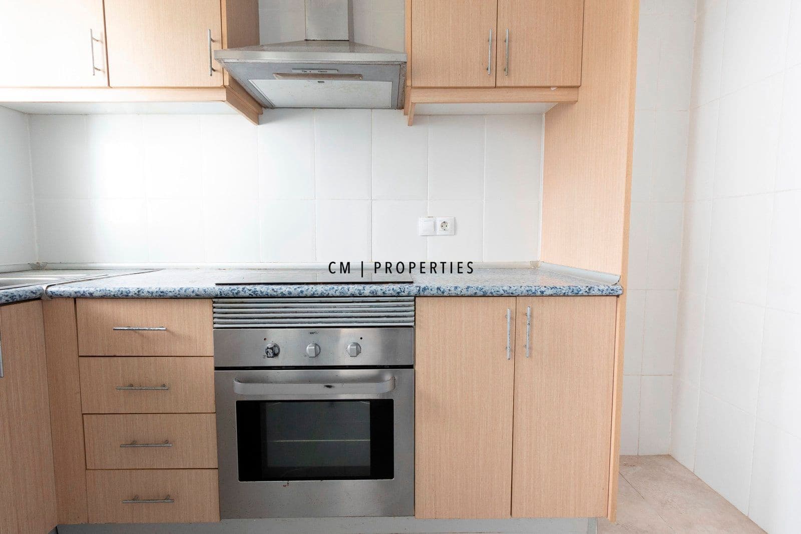 3 bedroom Flat for sale in Torrent - € 200,000 (Ref: 9612004)