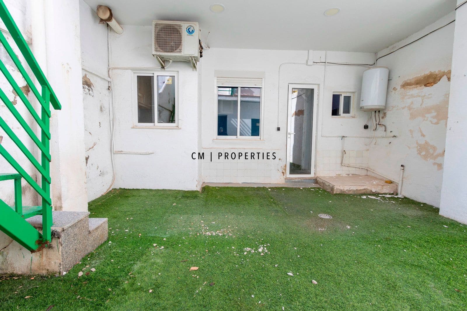 3 bedroom Flat for sale in Torrent - € 200,000 (Ref: 9612004)