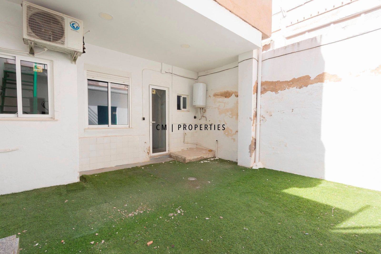 3 bedroom Flat for sale in Torrent - € 200,000 (Ref: 9612004)