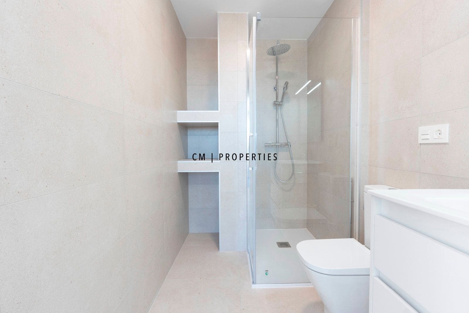 2 makuuhuone Kattohuoneisto vuokrattavana paikassa Sagunto / Sagunt mukana uima-altaan 
autotalli - 1 500 € (Ref: 9614077)