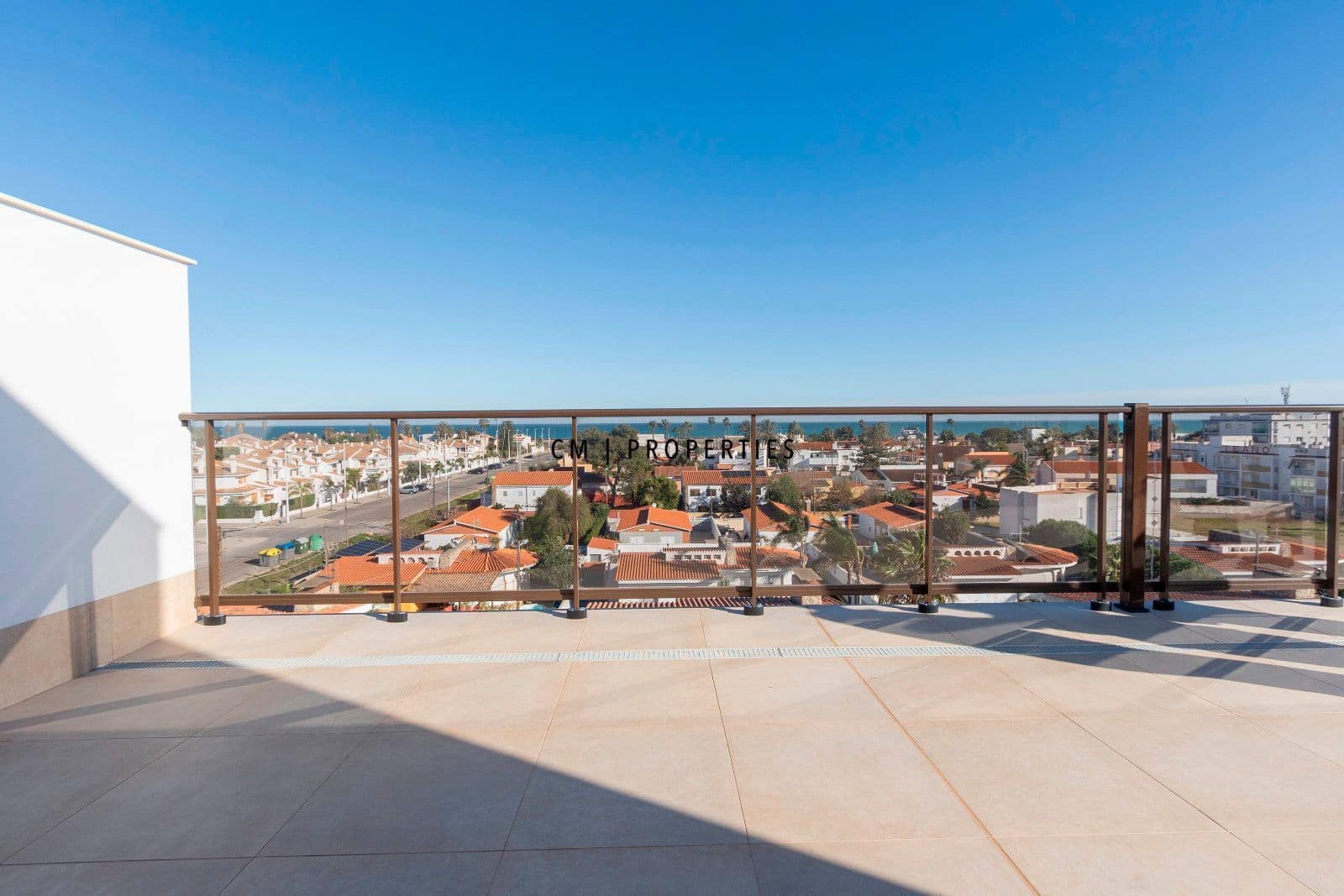 2 makuuhuone Kattohuoneisto vuokrattavana paikassa Sagunto / Sagunt mukana uima-altaan 
autotalli - 1 500 € (Ref: 9614077)