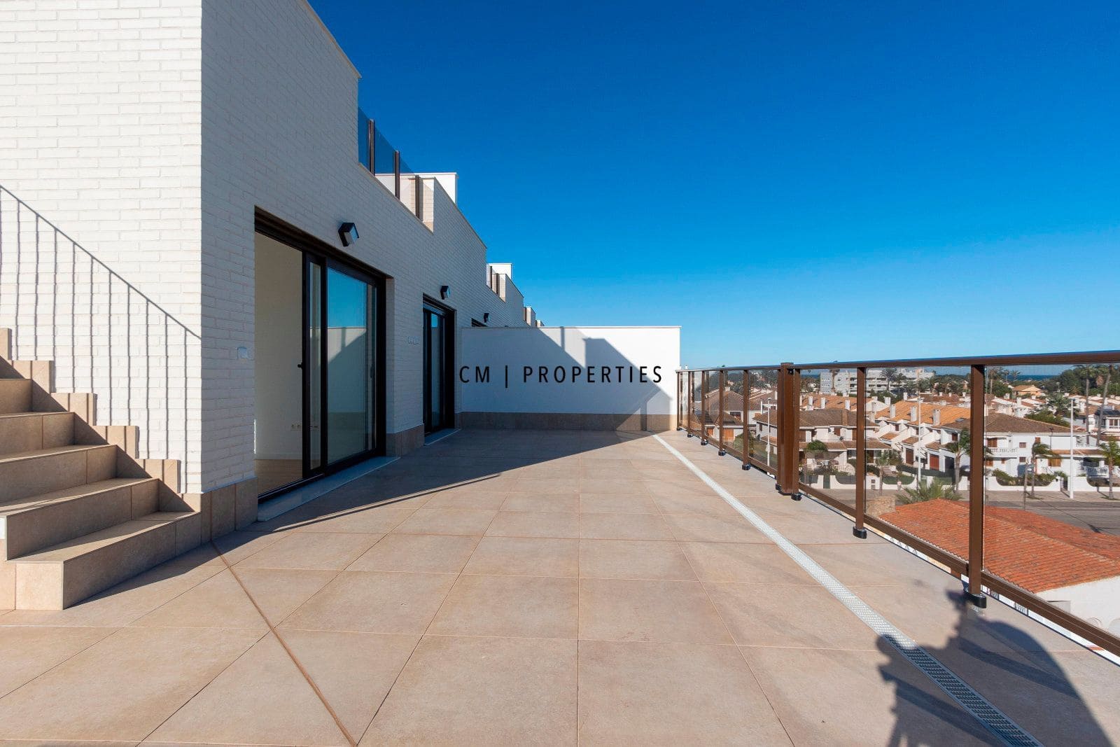 2 makuuhuone Kattohuoneisto vuokrattavana paikassa Sagunto / Sagunt mukana uima-altaan 
autotalli - 1 500 € (Ref: 9614077)