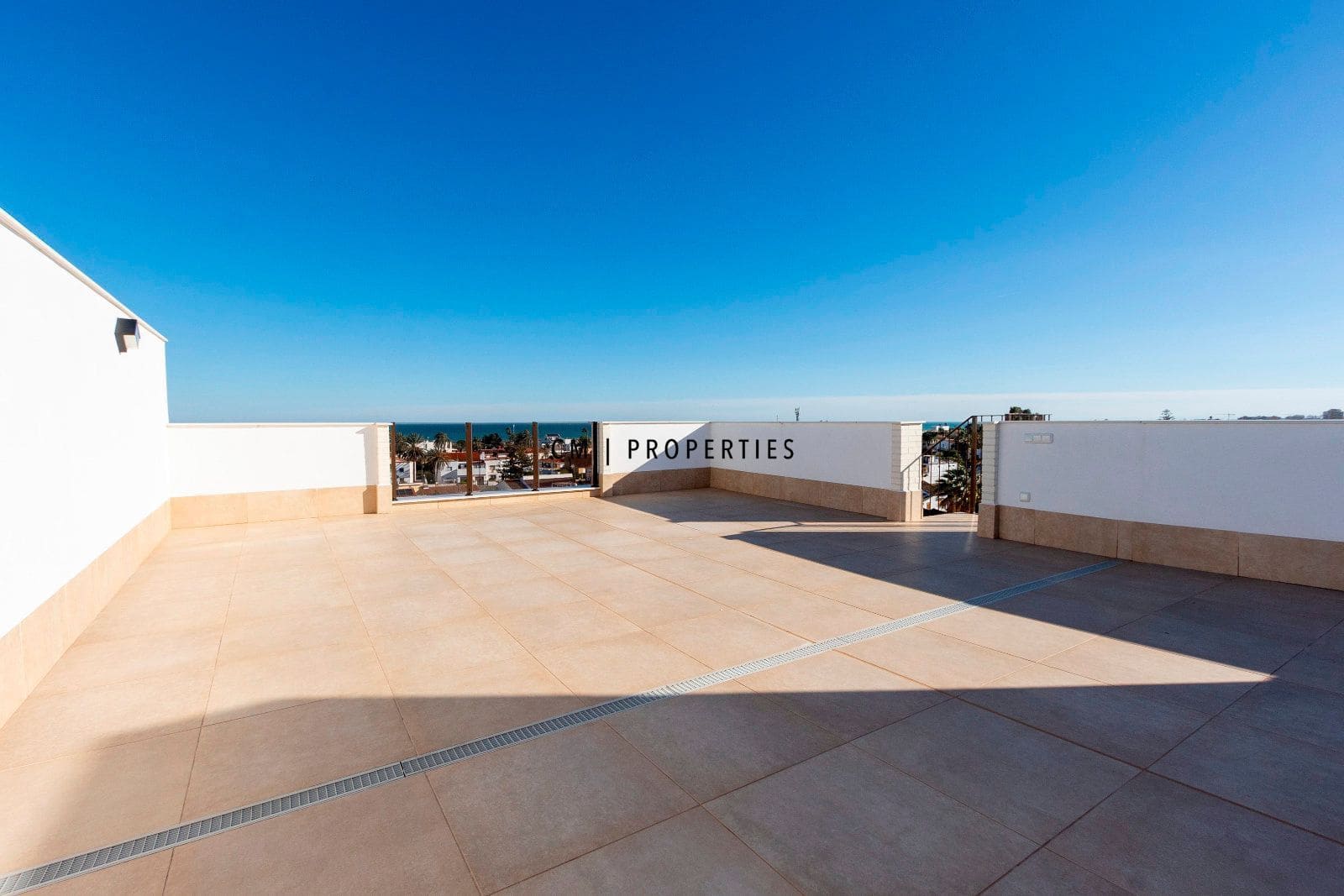 2 makuuhuone Kattohuoneisto vuokrattavana paikassa Sagunto / Sagunt mukana uima-altaan 
autotalli - 1 500 € (Ref: 9614077)