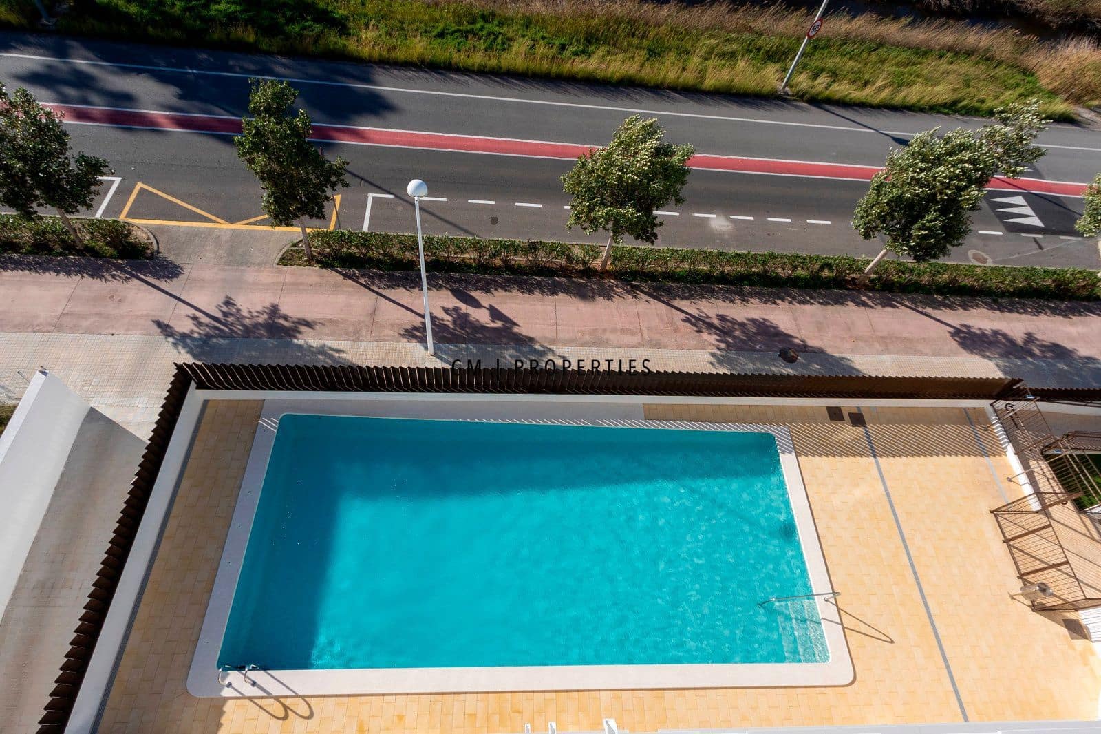 2 makuuhuone Kattohuoneisto vuokrattavana paikassa Sagunto / Sagunt mukana uima-altaan 
autotalli - 1 500 € (Ref: 9614077)