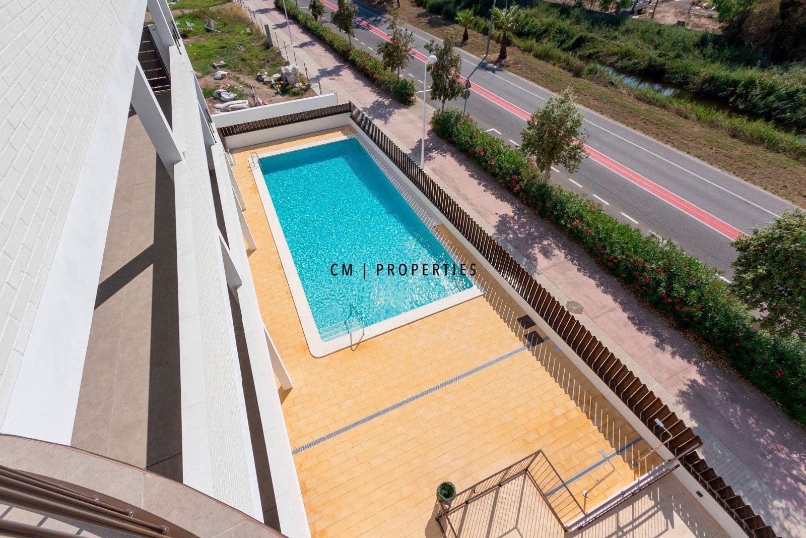 2 makuuhuone Kattohuoneisto vuokrattavana paikassa Sagunto / Sagunt mukana uima-altaan 
autotalli - 1 500 € (Ref: 9614077)