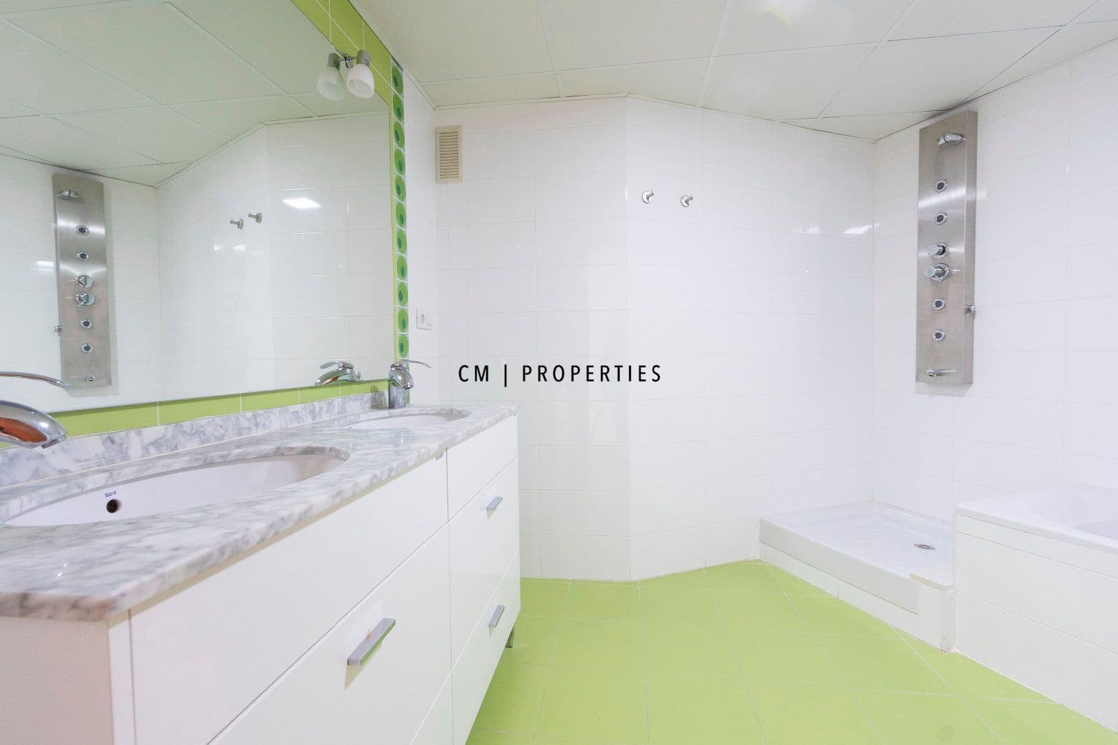 4 sypialnia Mieszkanie do wynajęcia w Sagunto / Sagunt z basenem garażem - 1 850 € (Ref: 9614078)