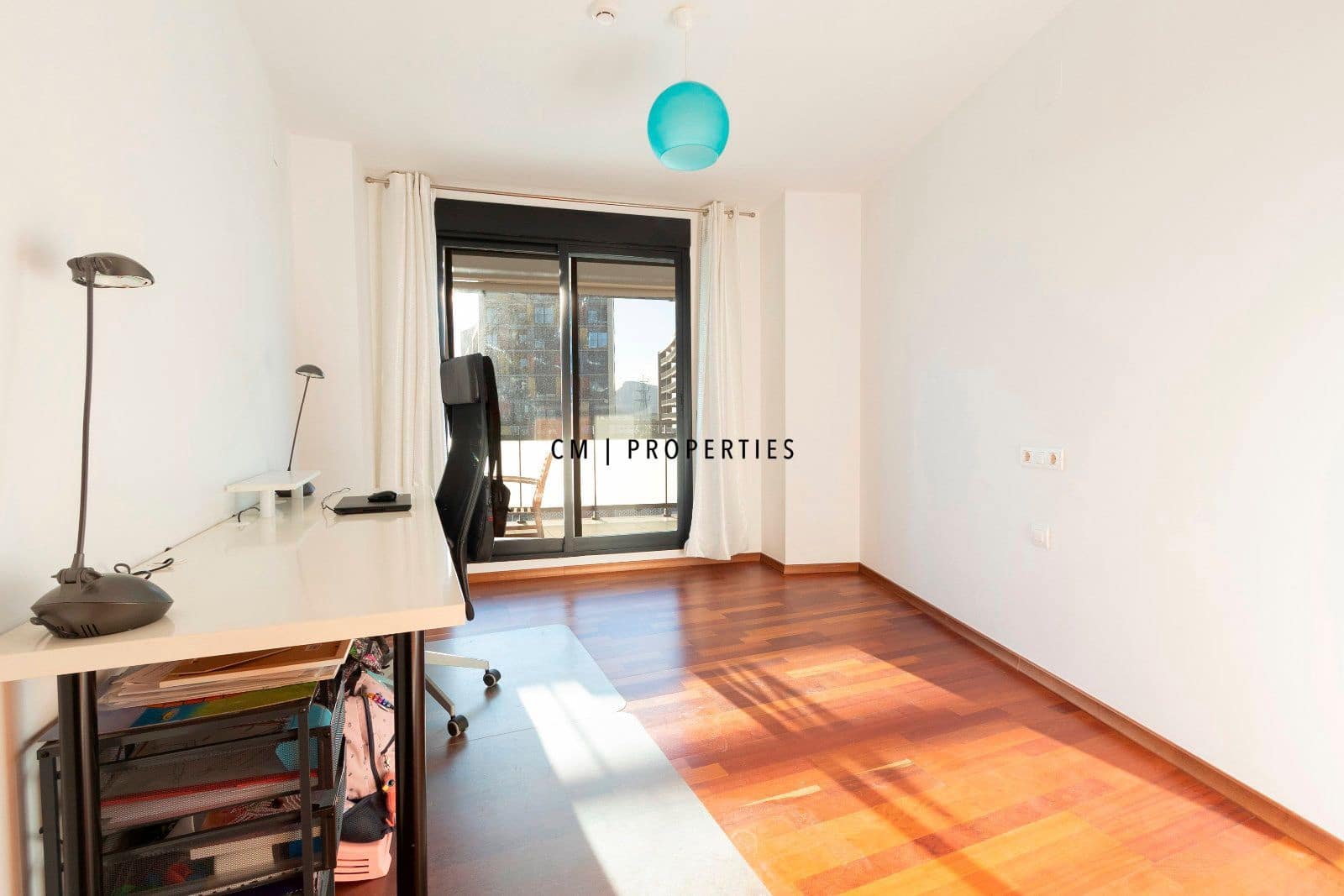 4 sypialnia Mieszkanie do wynajęcia w Sagunto / Sagunt z basenem garażem - 1 850 € (Ref: 9614078)