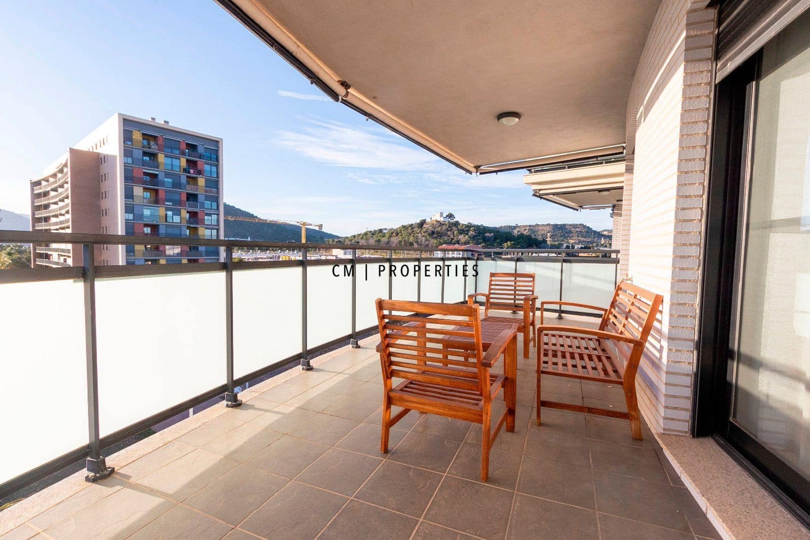 4 sypialnia Mieszkanie do wynajęcia w Sagunto / Sagunt z basenem garażem - 1 850 € (Ref: 9614078)