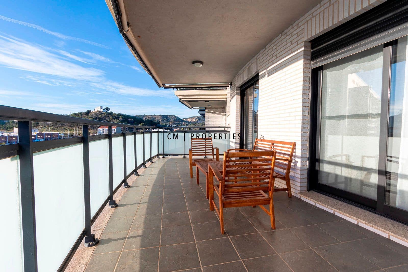 4 sypialnia Mieszkanie do wynajęcia w Sagunto / Sagunt z basenem garażem - 1 850 € (Ref: 9614078)