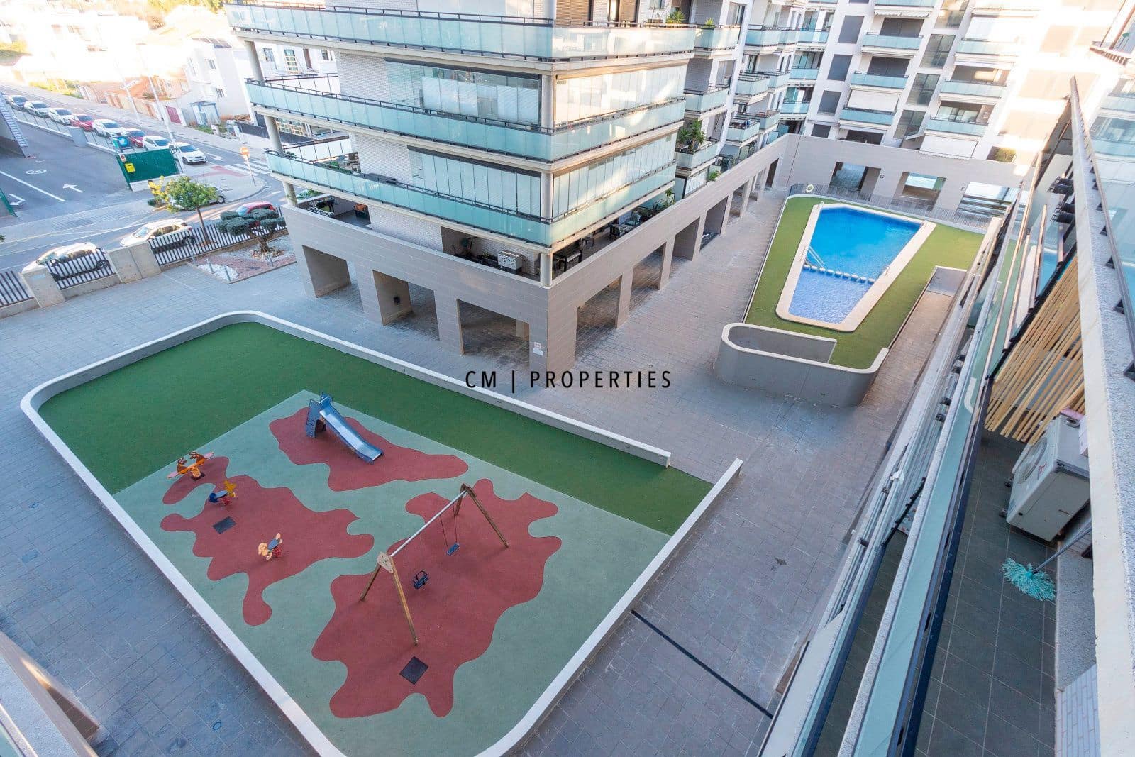 4 sypialnia Mieszkanie do wynajęcia w Sagunto / Sagunt z basenem garażem - 1 850 € (Ref: 9614078)