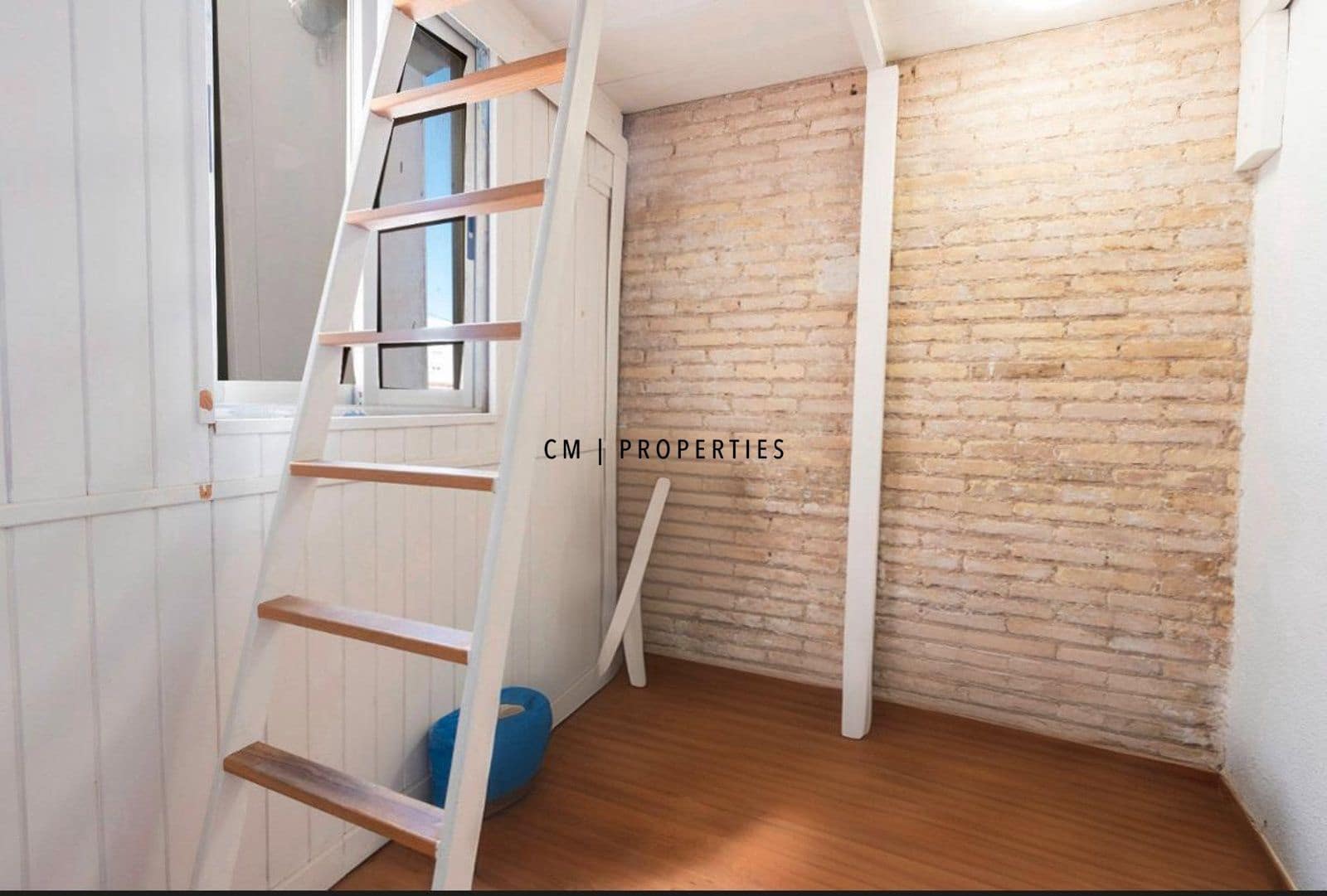 2 soveværelse Penthouse til leje i Valencia by - € 1.250 (Ref: 9614079)