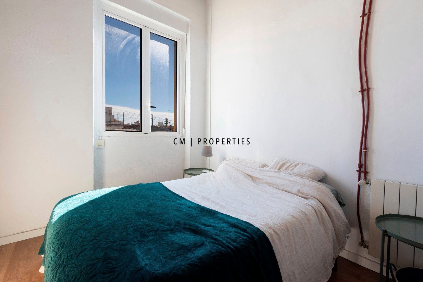 2 soveværelse Penthouse til leje i Valencia by - € 1.250 (Ref: 9614079)