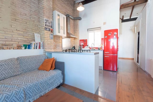 2 soveværelse Penthouse til leje i L'Eixample, Valencia by - € 1.250 (Ref: 9614079)