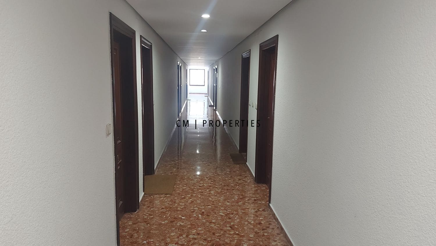 2 bedroom Flat for sale in Valencia city with garage - € 585,000 (Ref: 9614437)