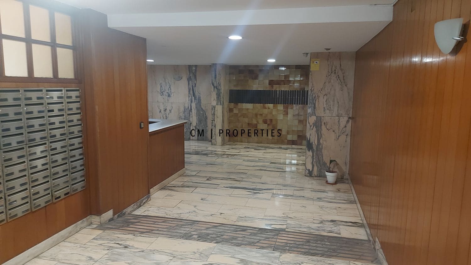 2 bedroom Flat for sale in Valencia city with garage - € 585,000 (Ref: 9614437)