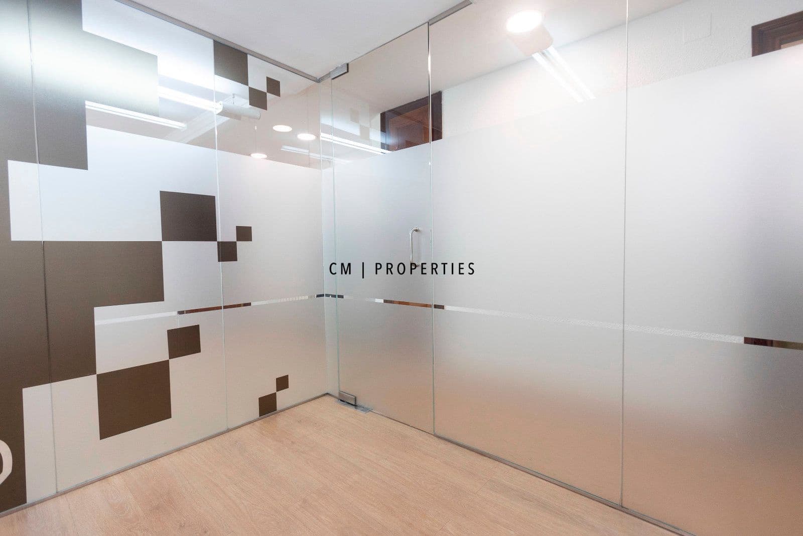 Piso de 2 habitaciones en València ciudad en venta con garaje - 585.000 € (Ref: 9614437)