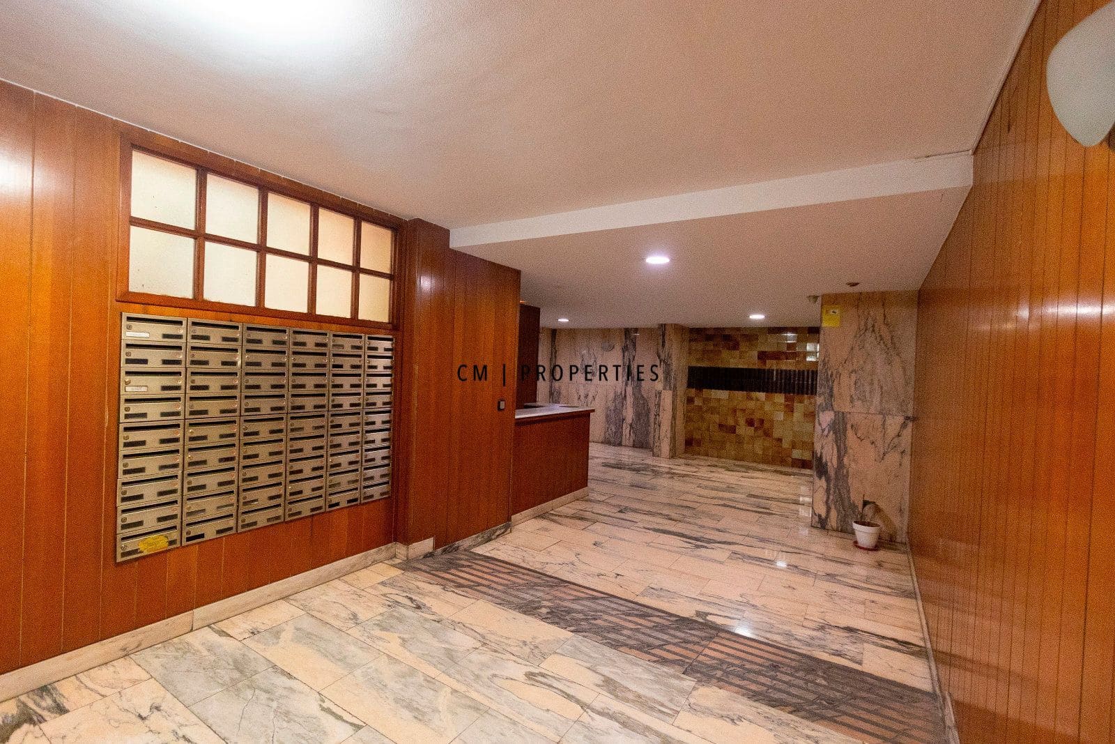 Piso de 2 habitaciones en València ciudad en venta con garaje - 585.000 € (Ref: 9614437)