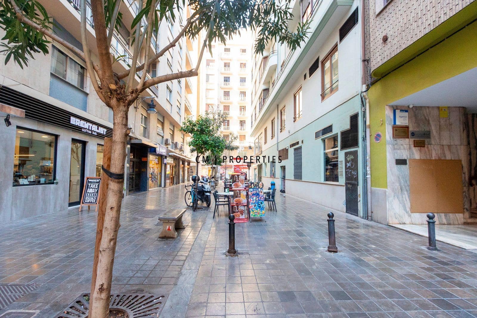 Piso de 2 habitaciones en València ciudad en venta con garaje - 585.000 € (Ref: 9614437)