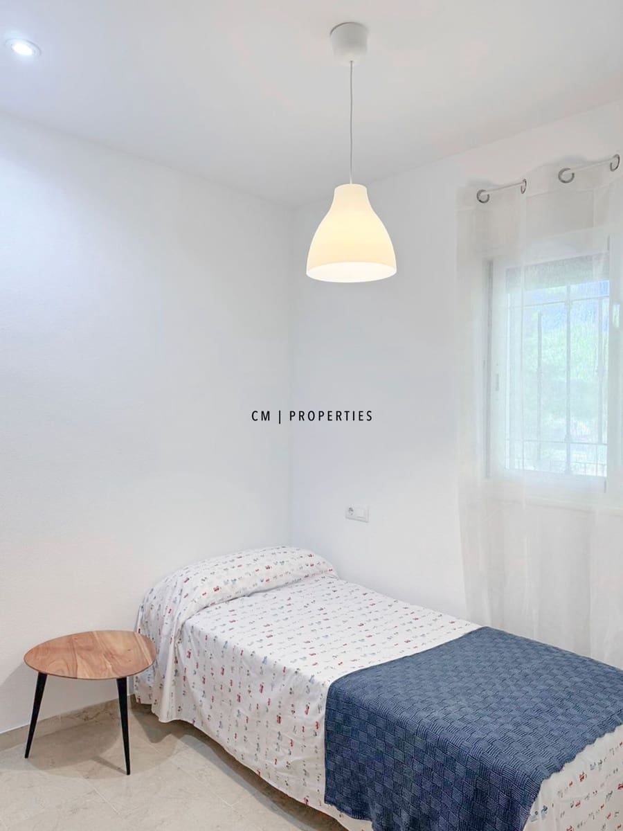 2 sovrum Lägenhet till salu i Chiva med pool garage - 240 000 € (Ref: 9618460)