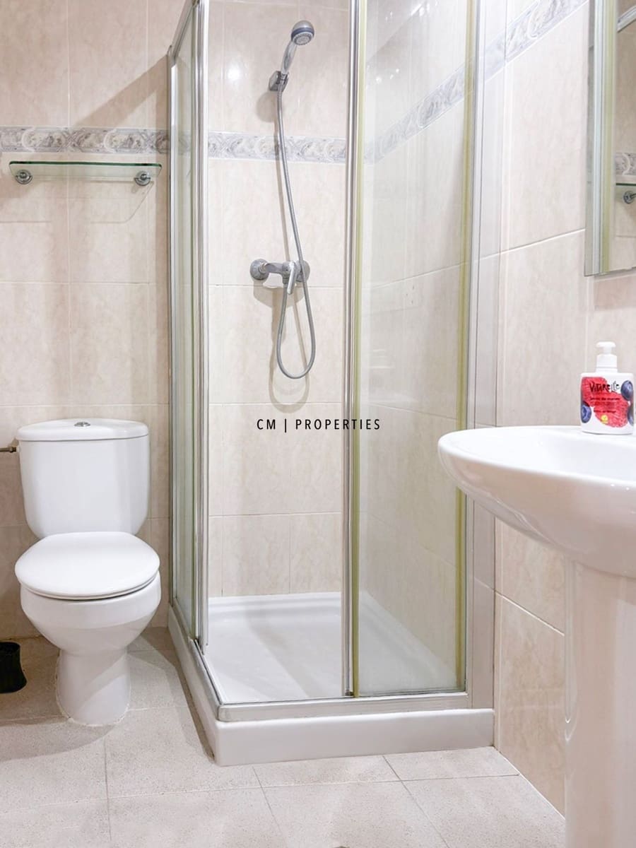 2 sovrum Lägenhet till salu i Chiva med pool garage - 240 000 € (Ref: 9618460)