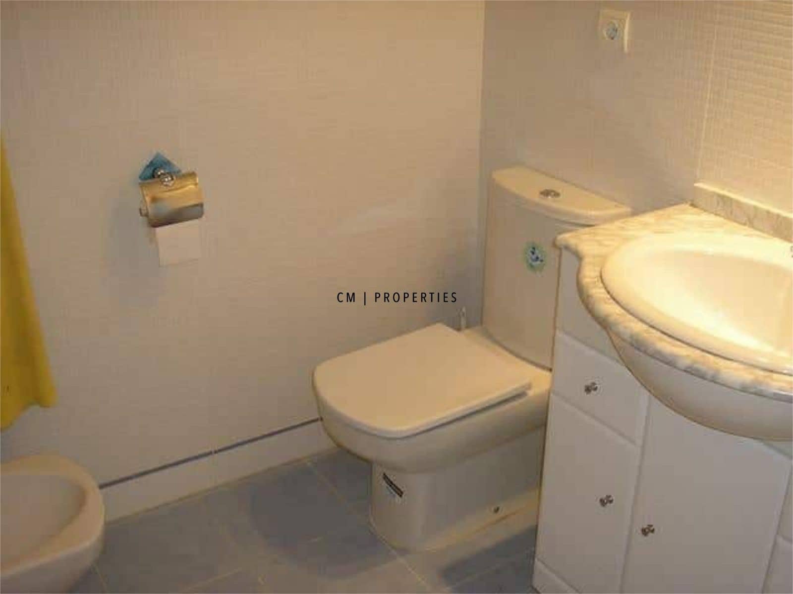 3 bedroom Penthouse for rent in Valencia city - € 1,250 (Ref: 9619809)
