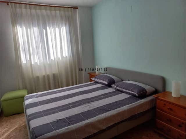 3 bedroom Penthouse for rent in Valencia city - € 1,250 (Ref: 9619809)