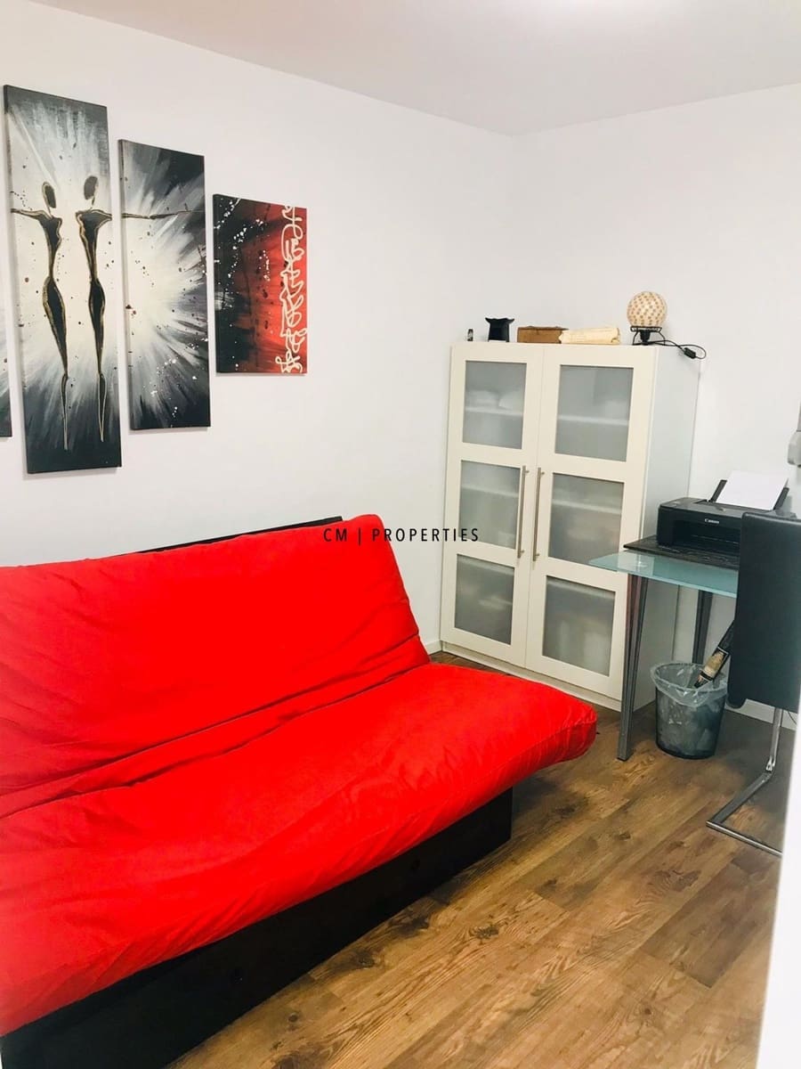 2 bedroom Penthouse for rent in Valencia city - € 1,650 (Ref: 9622936)