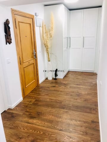 2 soveværelse Penthouse til leje i Valencia by - € 1.650 (Ref: 9622936)