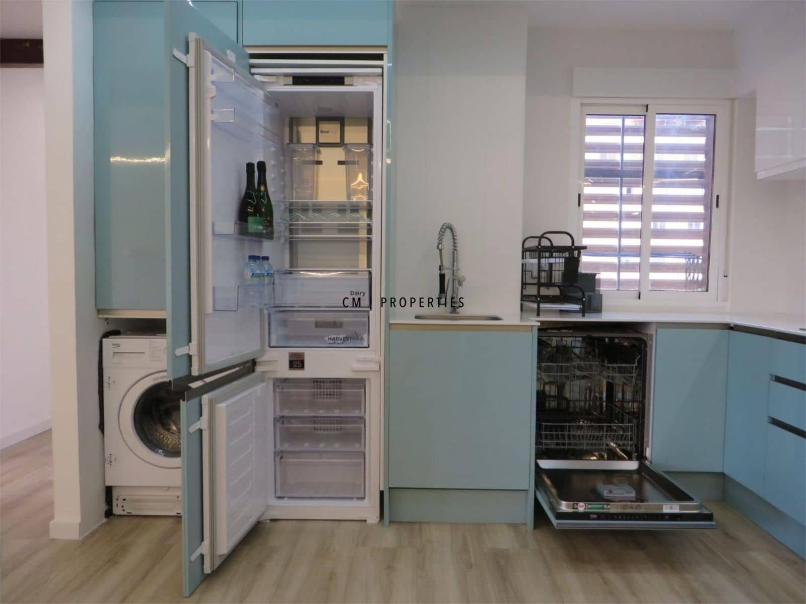 2 bedroom Penthouse for rent in Valencia city - € 1,850 (Ref: 9622937)