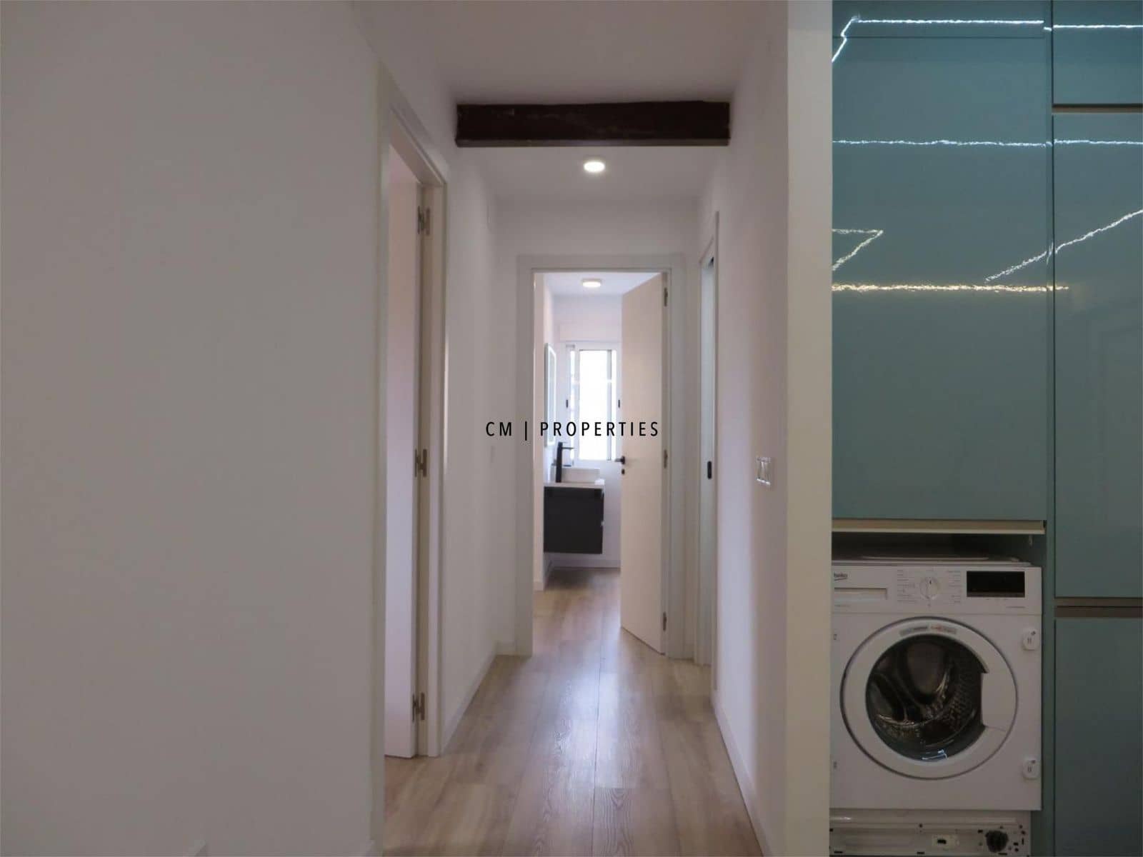 2 bedroom Penthouse for rent in Valencia city - € 1,850 (Ref: 9622937)