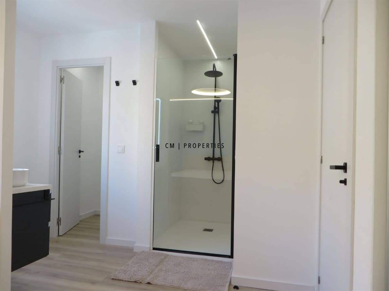 2 bedroom Penthouse for rent in Valencia city - € 1,850 (Ref: 9622937)