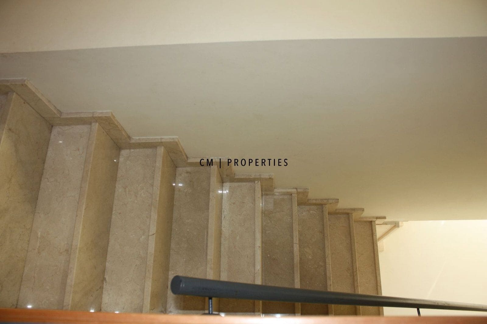 2 bedroom Penthouse for rent in Almenara with garage - € 850 (Ref: 9626993)