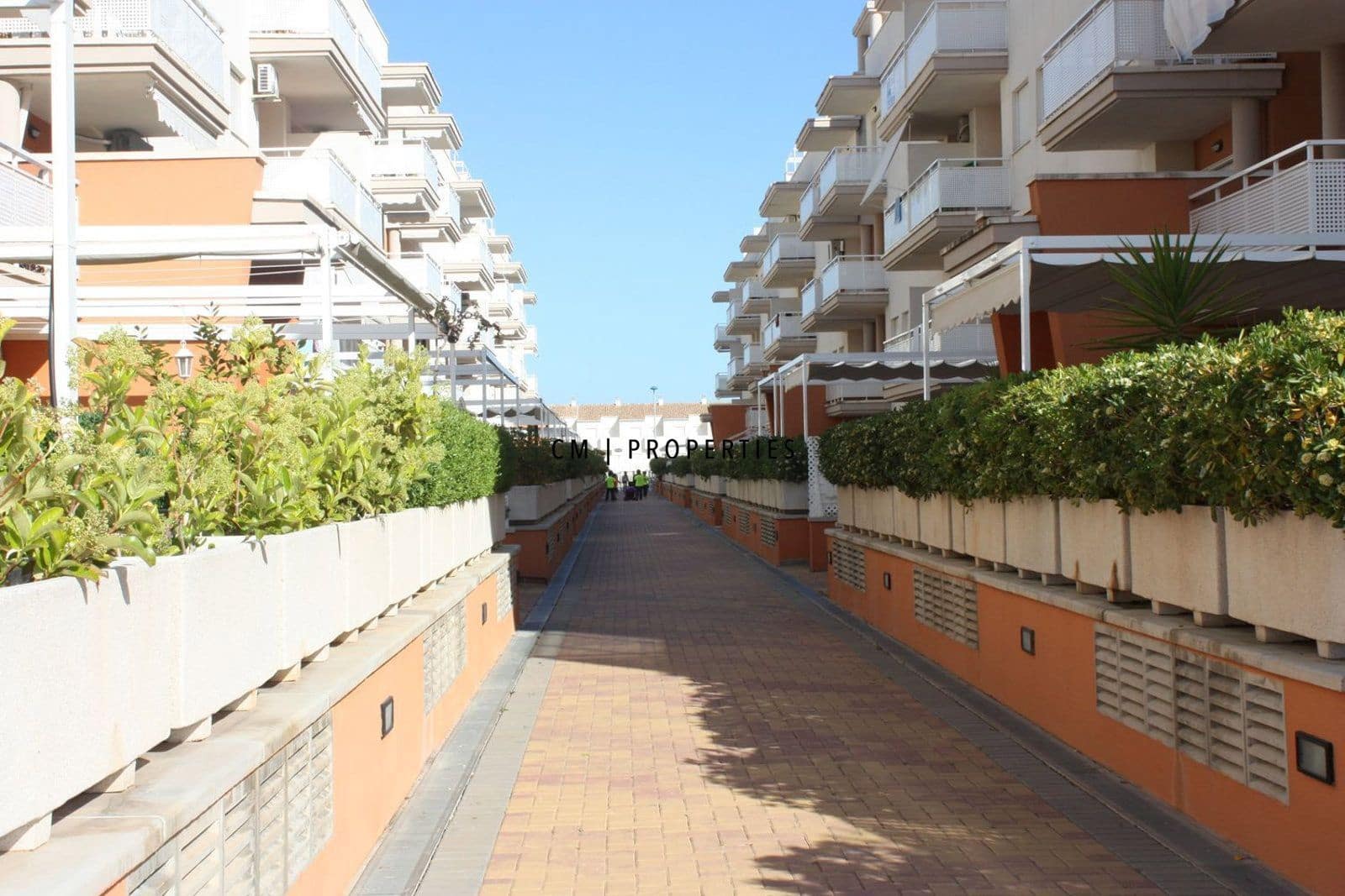 2 bedroom Penthouse for rent in Almenara with garage - € 850 (Ref: 9626993)